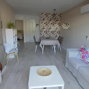https://la-laguna-museo-y-parking.tenerifehoteles.net